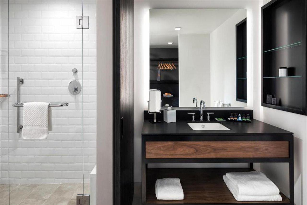 Canopy By Hilton Mill District 4*