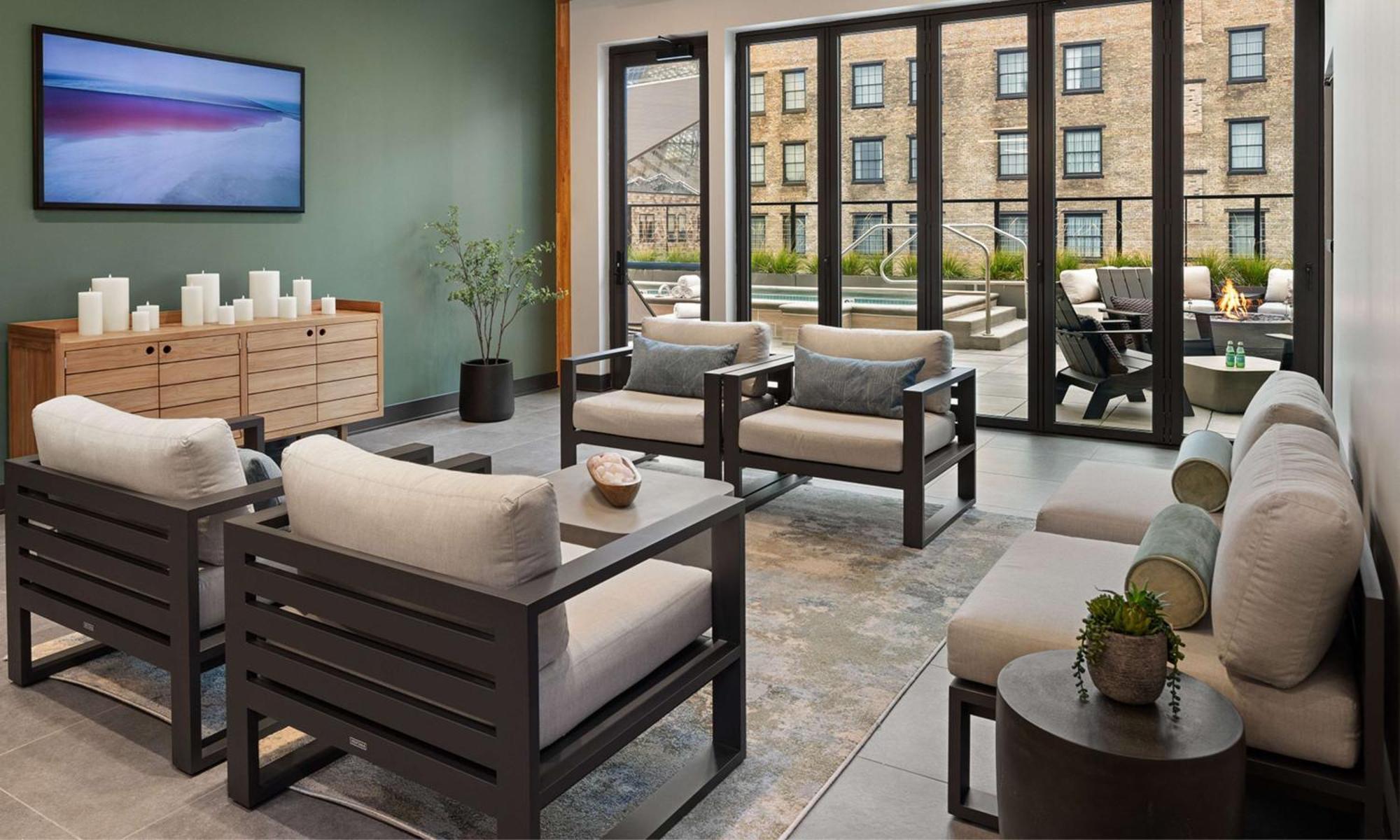 Hotel Canopy By Hilton Mill District